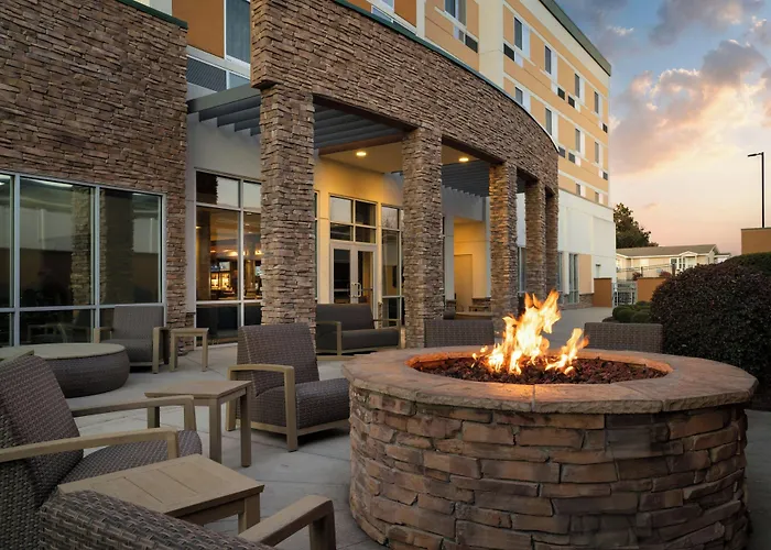 Courtyard By Marriott Fayetteville Fort Bragg Spring Lake