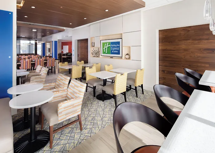 Holiday Inn Express East Peoria - Riverfront By Ihg