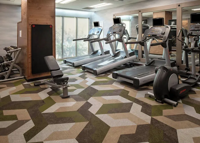 Fairfield Inn & Suites By Marriott Savannah Midtown