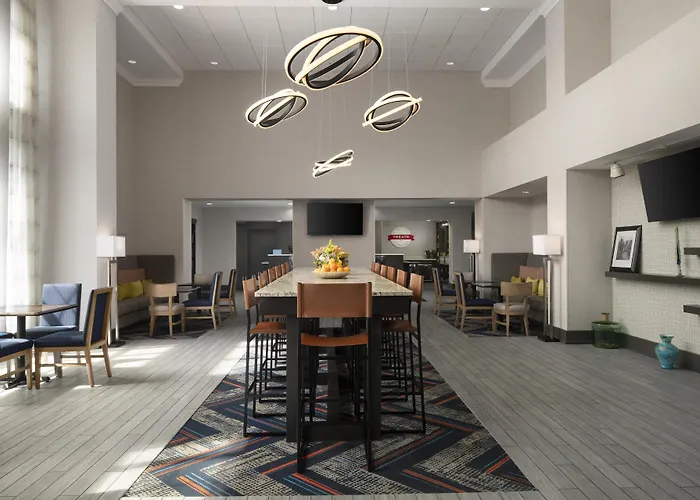 Hampton Inn & Suites Yonkers - Westchester