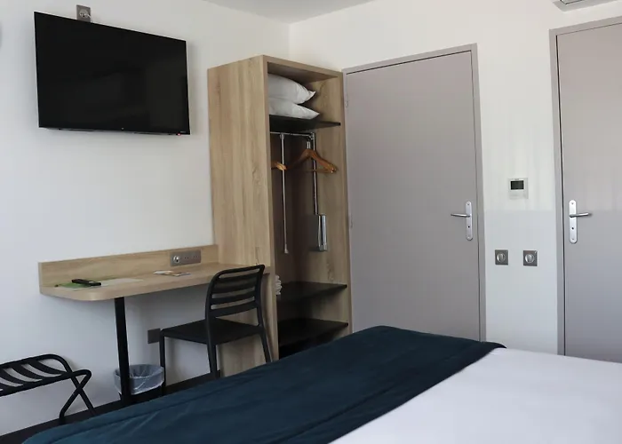 Hotel Lemand Lyon Est - Villefontaine