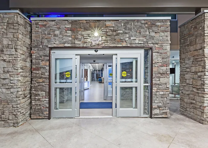 Holiday Inn Express & Suites - Coffeyville By Ihg