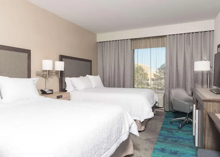 Hampton Inn & Suites By Hilton Chicago Schaumburg Il