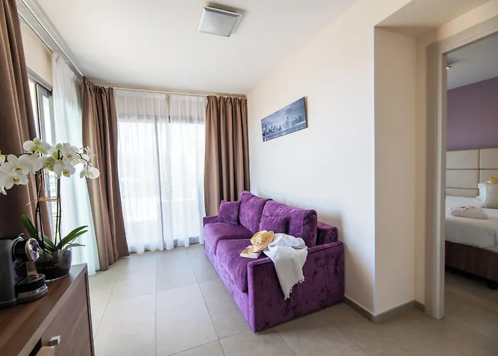Hotel Port Toga