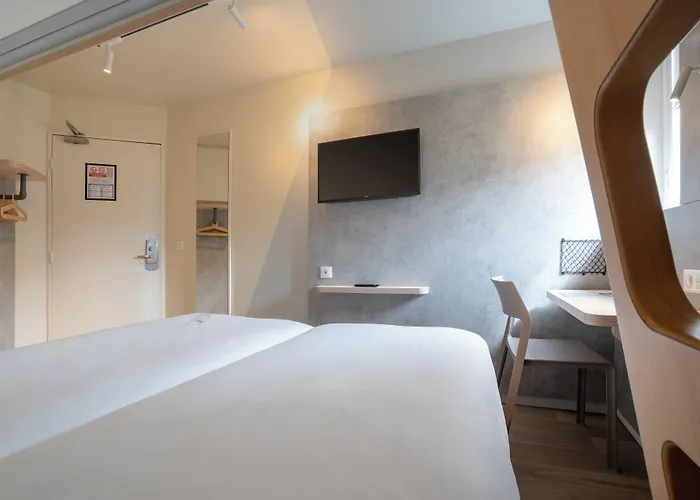 Ibis Budget Rennes Chantepie - Hotel Renove