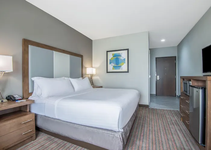 Holiday Inn Express & Suites Stillwater - University Area By Ihg