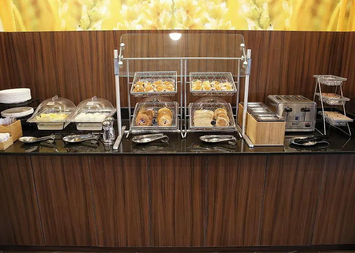 Fairfield Inn & Suites By Marriott Madison Verona