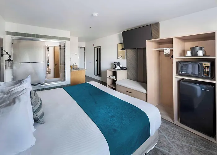 The Marina Inn