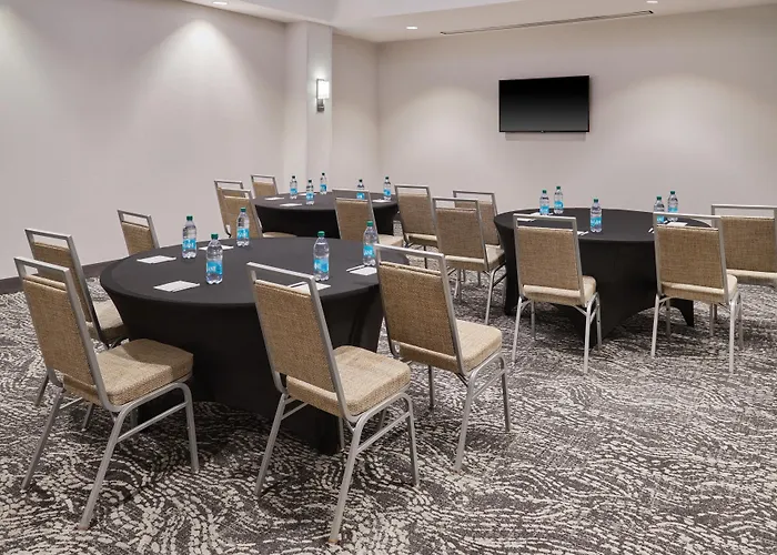Homewood Suites By Hilton Grand Rapids Downtown