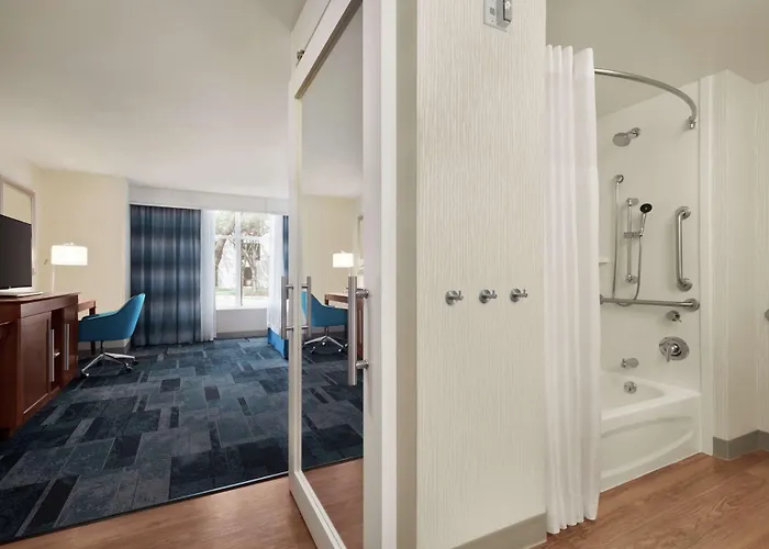 Hampton Inn & Suites Rosemont Chicago O'Hare