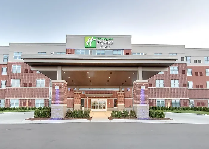 Holiday Inn Express & Suites Plymouth - Ann Arbor Area By Ihg