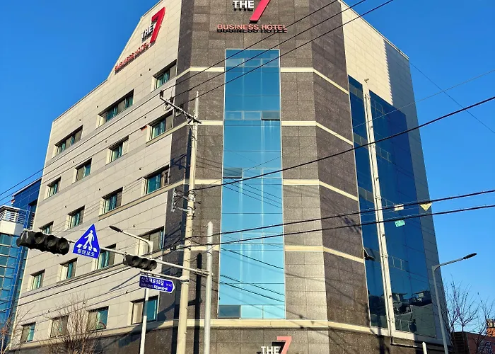 The 7 Business Hotel