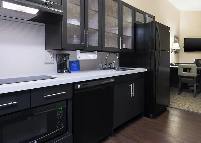 Candlewood Suites Grove City - Outlet Center By Ihg