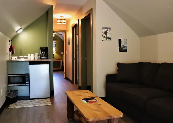 Lone Fir Resort