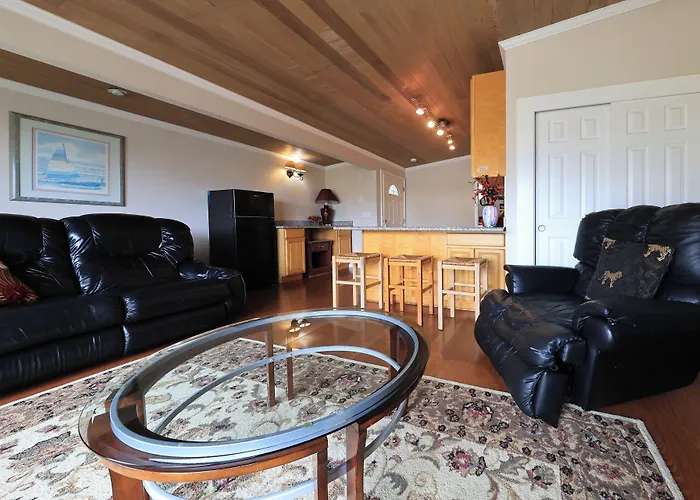 Beachwood Condos & Resort