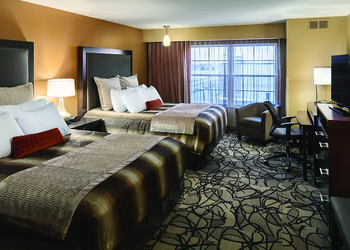 Clubhouse Hotel & Suites Fargo