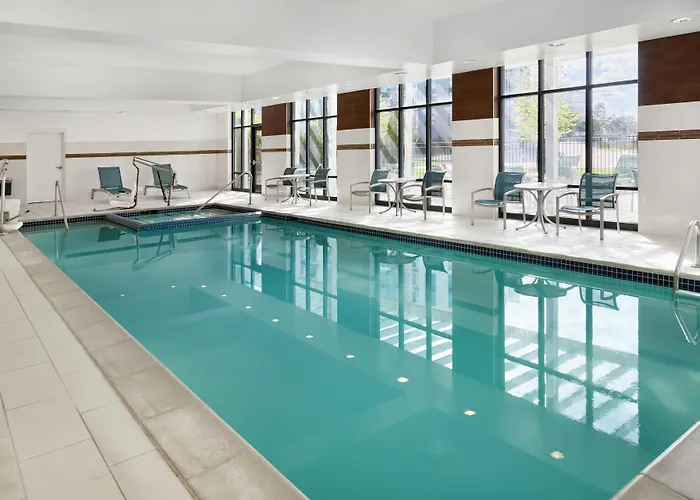 Hampton Inn & Suites Detroit/Troy