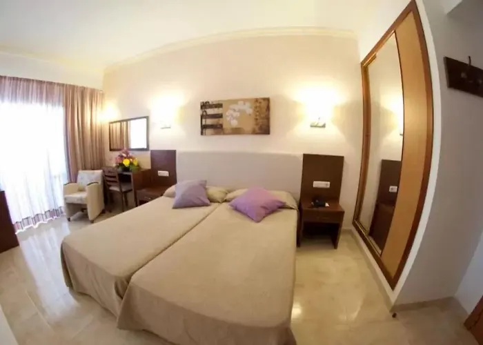 Hotel Cala Gat