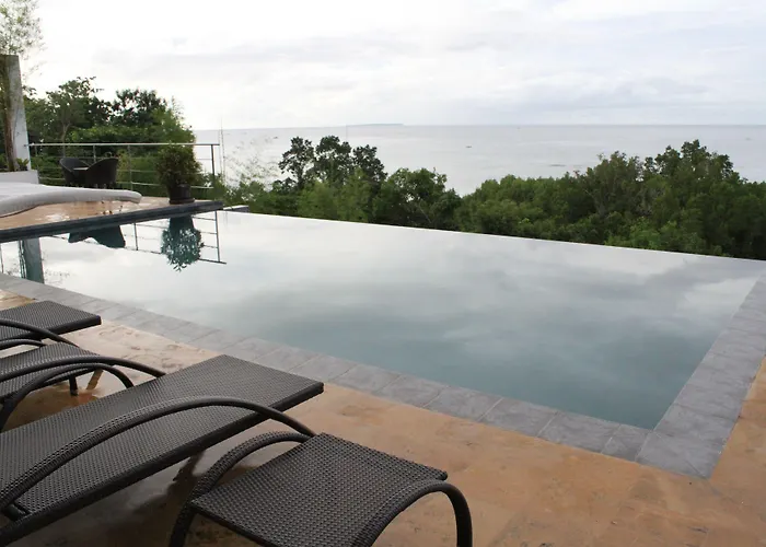 Ocean Suites Bohol Boutique Hotel