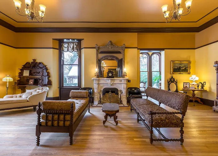 Steele Mansion Inn & Gathering Hub
