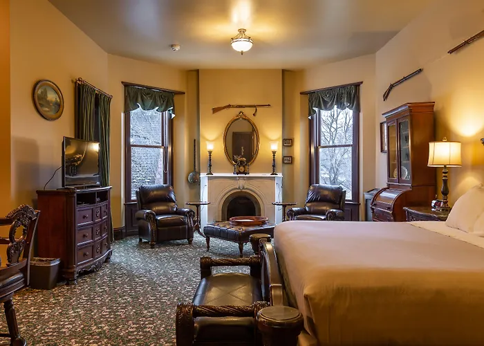 Steele Mansion Inn & Gathering Hub