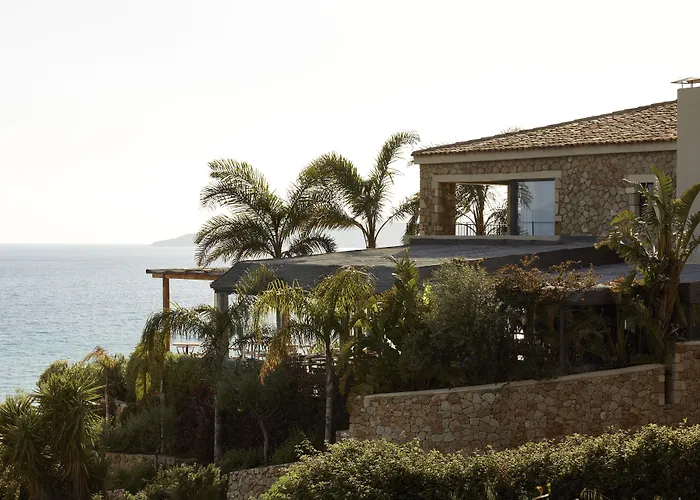 F Zeen Kefalonia (Adults Only)