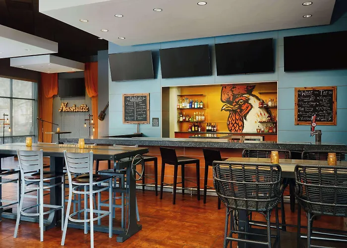 Hilton Garden Inn Nashville Downtown Convention Center