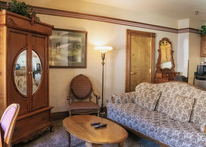 Historic Bullock Hotel