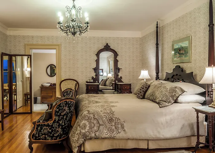 Governor'S Mansion Inn