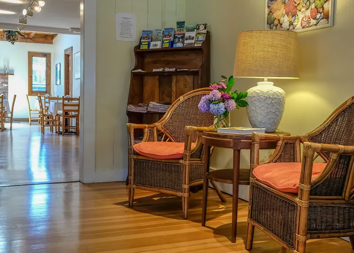 Pequot Hotel