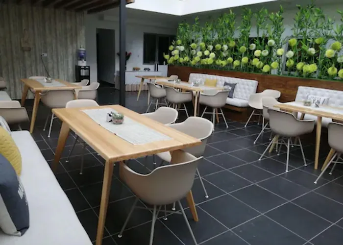 Hotel Montes De La Castellana Armenia 