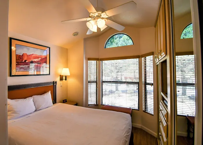 Sedona Pines Resort