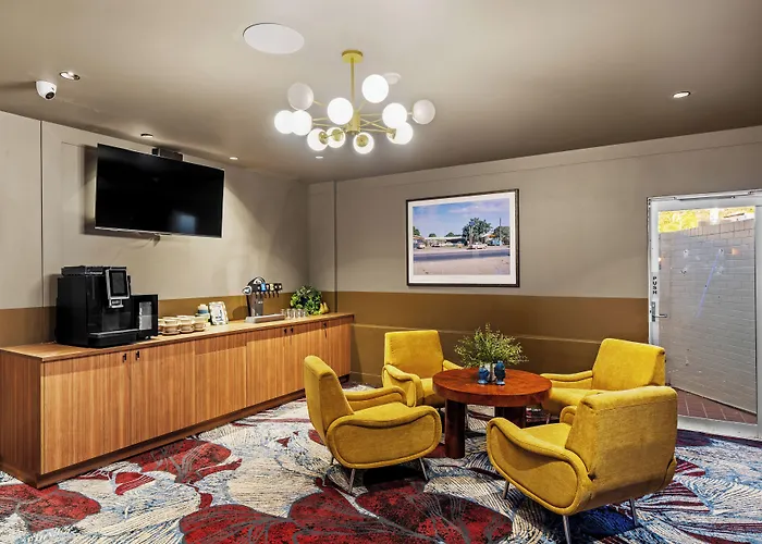 Hotel Allen