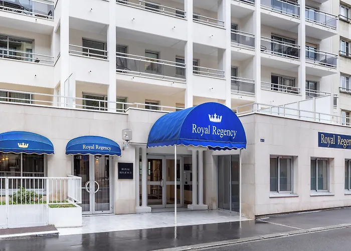 Royal Regency Paris Vincennes
