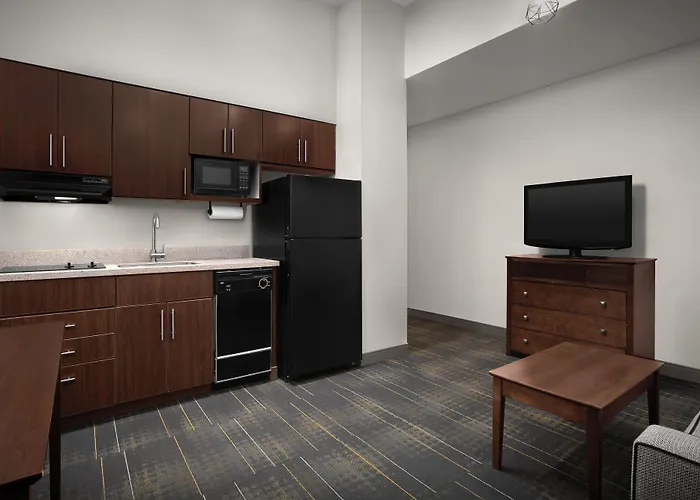 The Suites Hotel At Waterfront Plaza