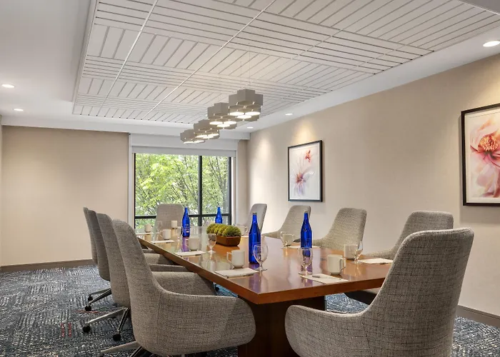 Hilton Garden Inn Burlington Downtown