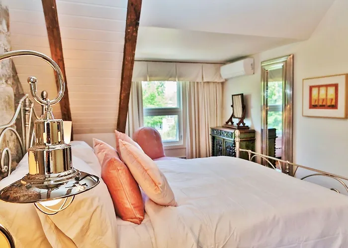 All Suites Whitney Manor