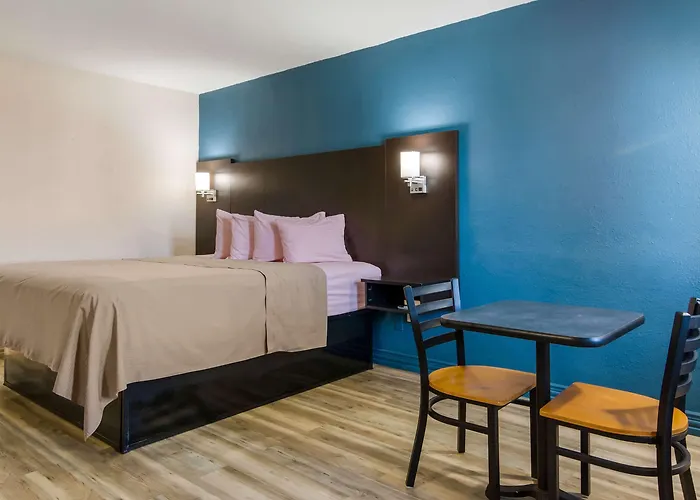 Rodeway Inn Broken Bow-Hochatown