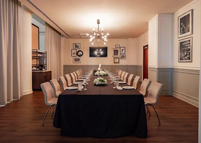 Le Meridien Tampa, The Courthouse