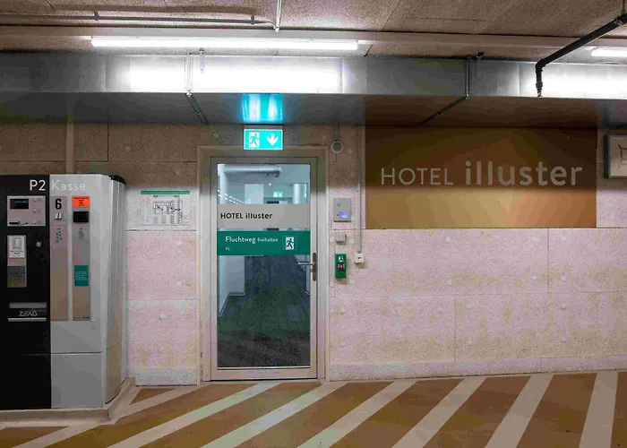 Hotel Illuster - Urban & Local