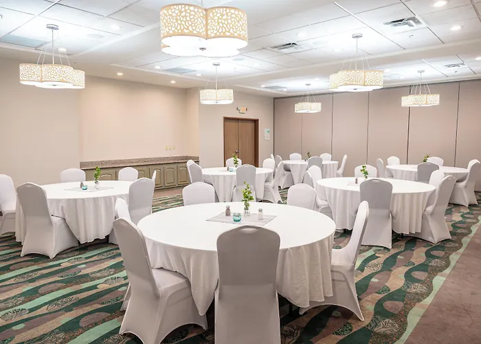 Holiday Inn Guin By Ihg