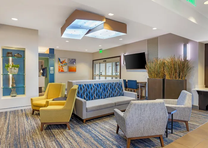 Holiday Inn Express & Suites Hot Springs By Ihg