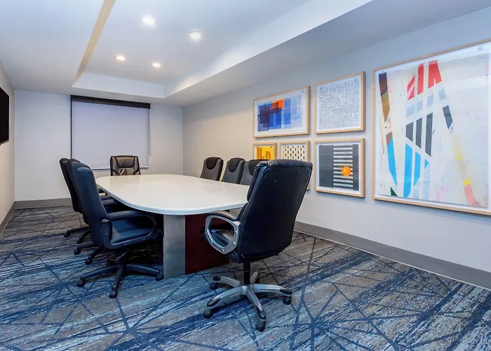 Holiday Inn Express & Suites Lantana By Ihg