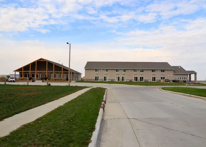 Cobblestone Inn & Suites - Lake View