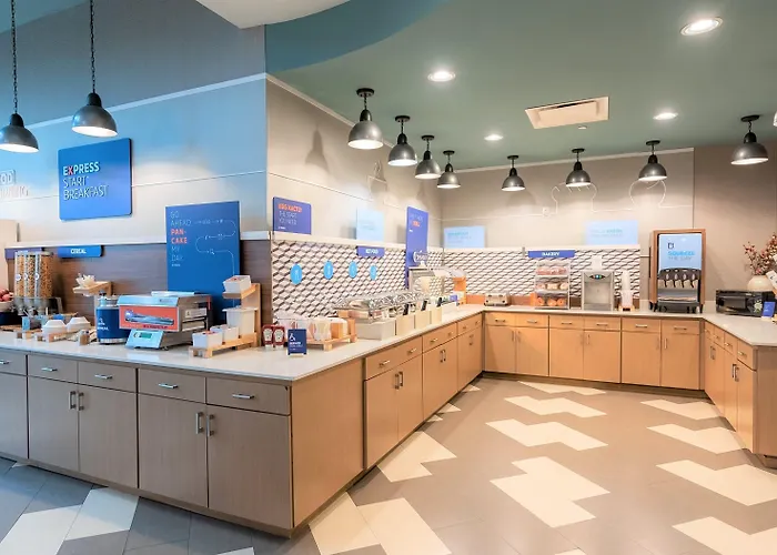 Holiday Inn Express & Suites Warner Robins North West By Ihg