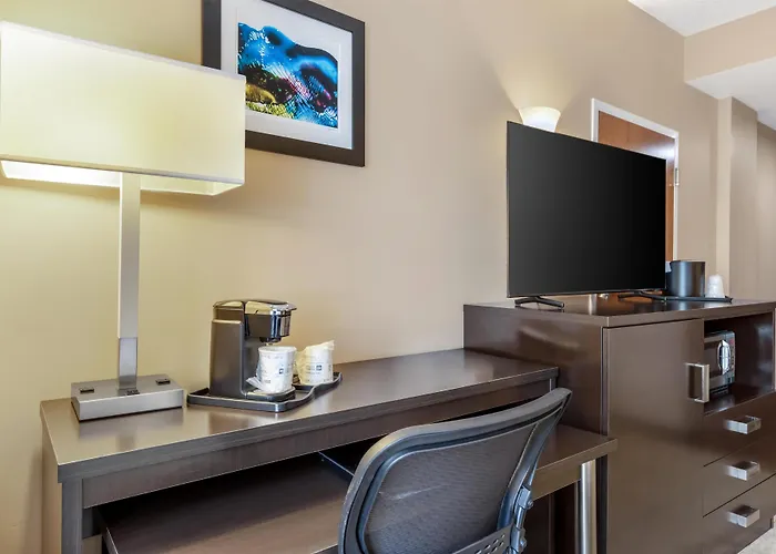 Best Western Plus Miami Executive Airport Hotel And Suites