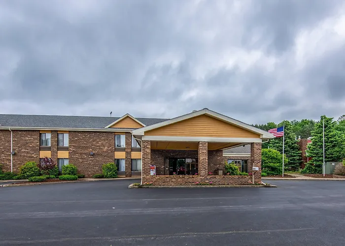 Quality Inn Tully I-81