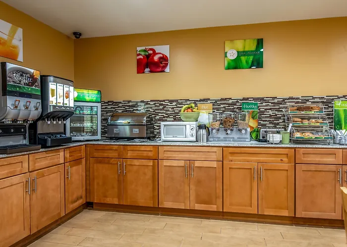 Quality Inn Tully I-81