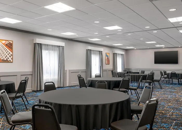 Hampton Inn Detroit/Southgate