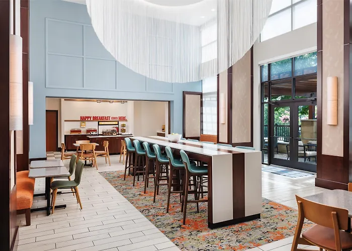 Hampton Inn & Suites Chattanooga/Hamilton Place